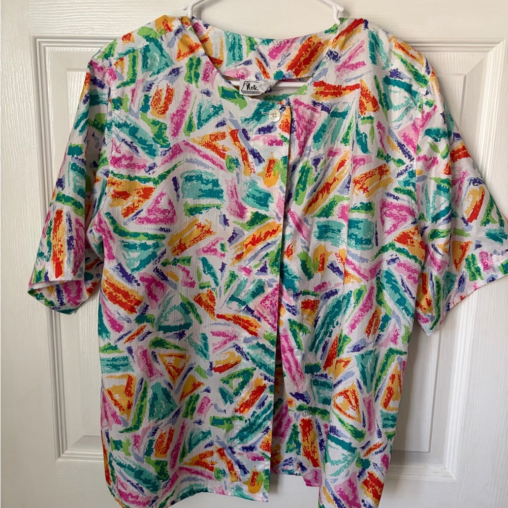 Multicolor Abstract Print  Top vintage notations